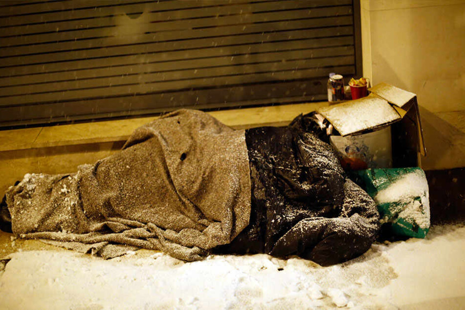 Für Obdachlose können die eisigen Temperaturen lebensgefährlich werden.