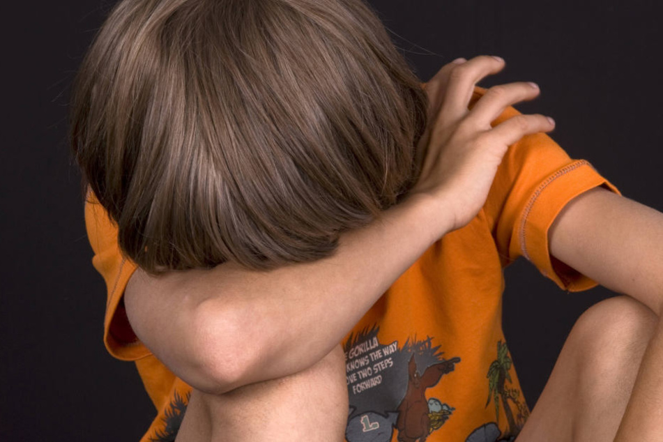Ein 12-Jähriger aus England hat einen Neunjährigen 15 mal vergewaltigt (Symbolbild).