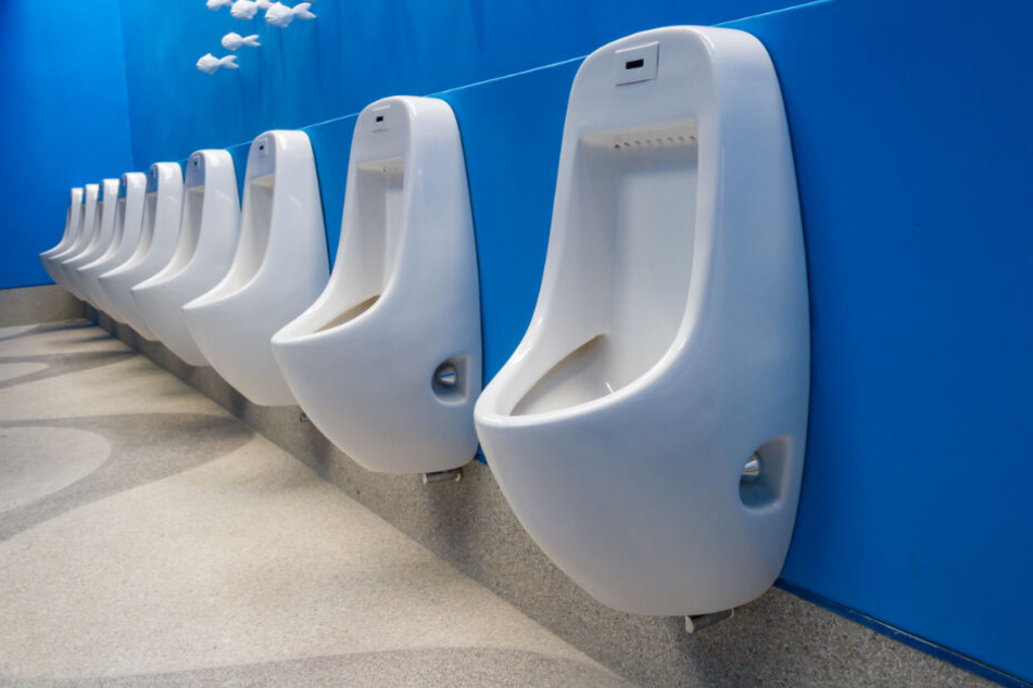 Das Geld lag am Tag vor Heiligabend in einer öffentlichen Toilette in Ulm.