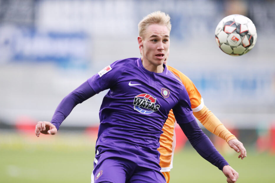 Florian Krüger feierte gestern seinen 20. Geburtstag. In seinen bisherigen sieben Punktspielen schoss er ein Tor und bereitete vier Treffer vor.