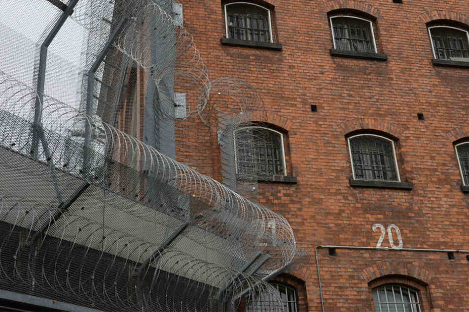 Die JVA Moabit soll bereits seit Jahren überbelegt sein.