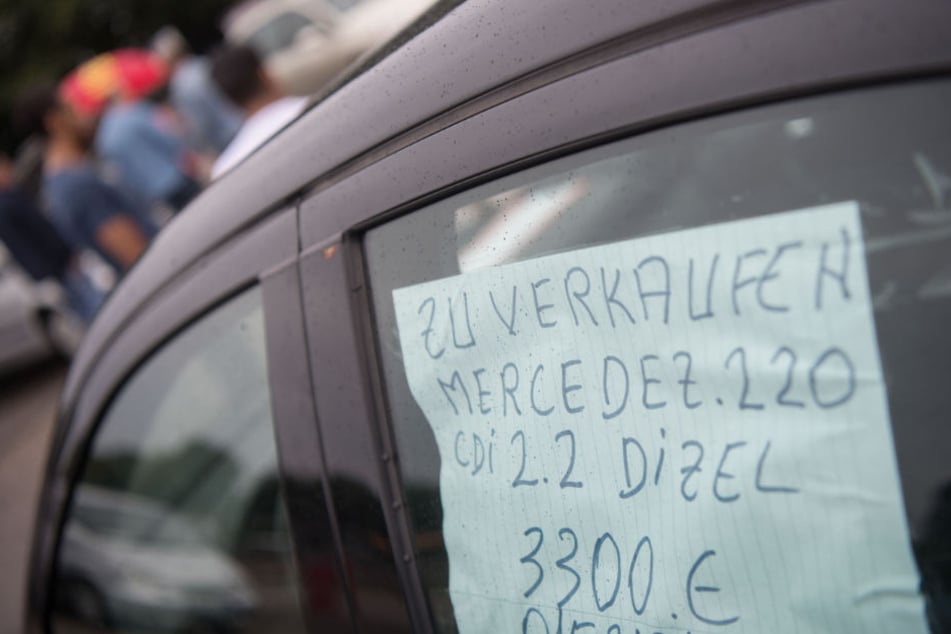 "Dizel" zu verkaufen: Der Selbstzündermarkt (im Bild: Gebrauchtwagen in Kornwestheim) ist geschwächt, aber nicht tot.