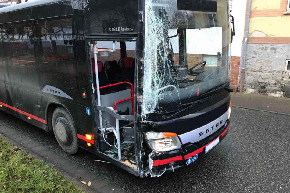 Sieben Fahrgäste waren während des Crashs an Bord.