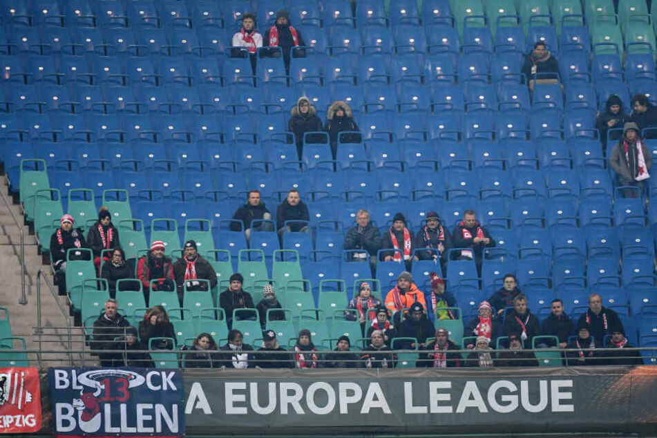 Gähnende Leere im Stadion: Im Achtelfinal-Hinspiel gegen Zenit St. Petersburg kamen am 8. März nicht mal 20.000 Zuschauer.
