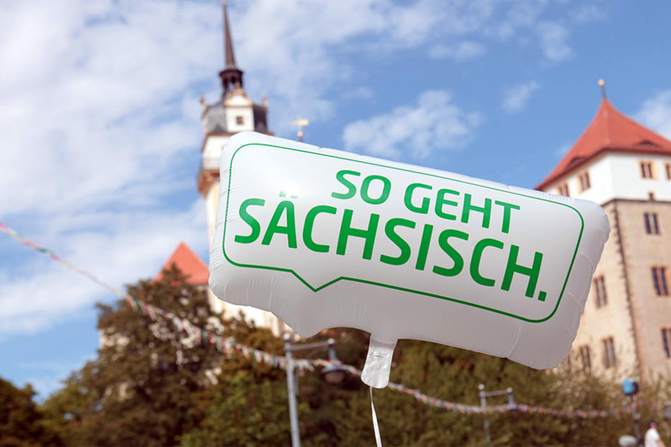 Die Standortkampagne "So geht sächsisch" steht seit ihrem Start in der Kritik. Linke und Grüne wollen das Geld lieber anders ausgeben.