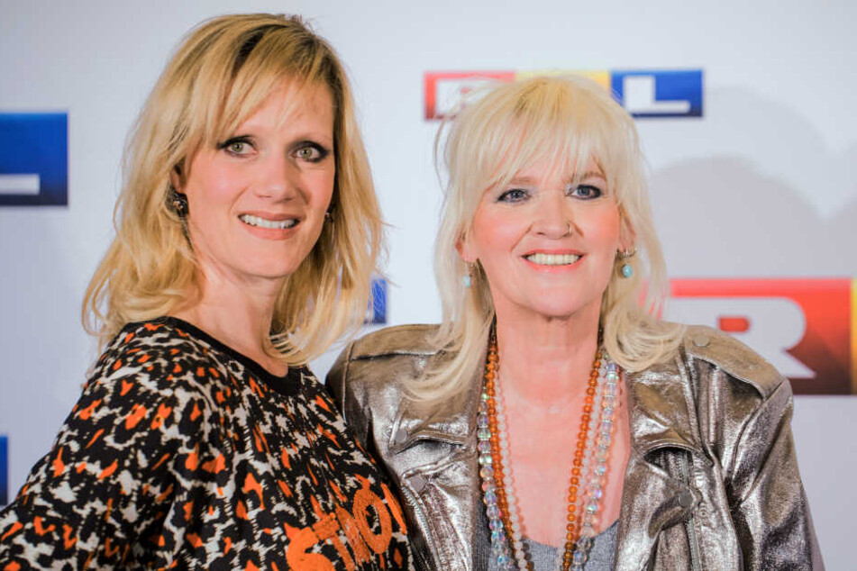 Anna Schudt (links) bei der Filmpremiere mit Gaby Köster im Jahr 2017.