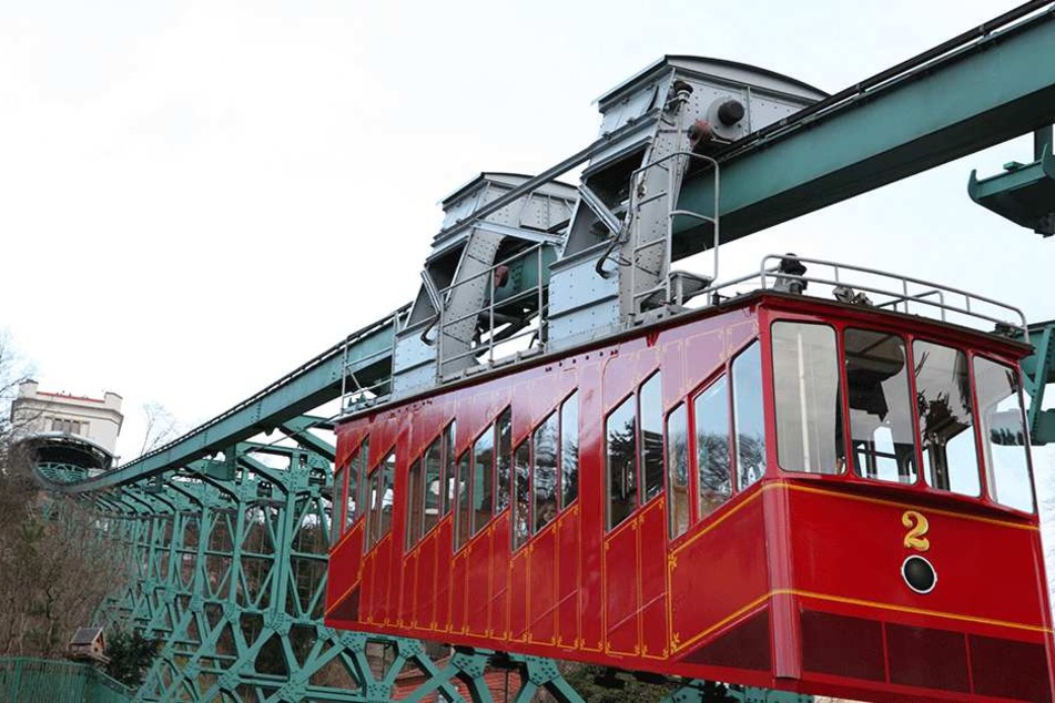 Die Schwebebahn wird Anfang 2017 saniert.