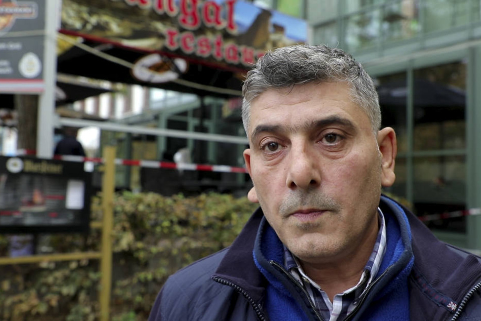 Inhaber Ale Tulasoglu (46) befürchtet einen rechtsradikalen Hintergrund beim Brandanschlag.