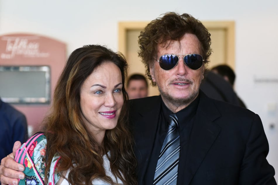 Schauspielerin Sonja Kirchberger (l) und Intendant und Regisseur Dieter Wedel.