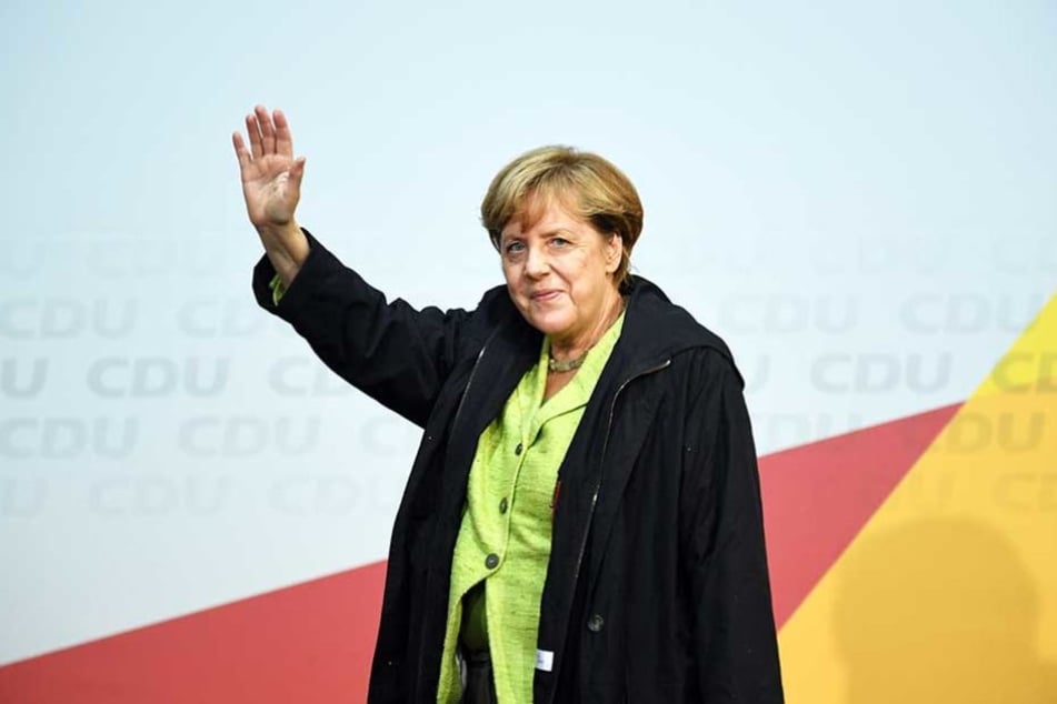 Merkel gibt sich trotz der vielen Proteste gelassen.