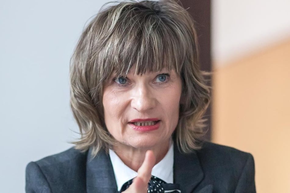 OB Barbara Ludwig (56, SPD) will sich Äußerungen ihres Sozialdezernenten erklären lassen.