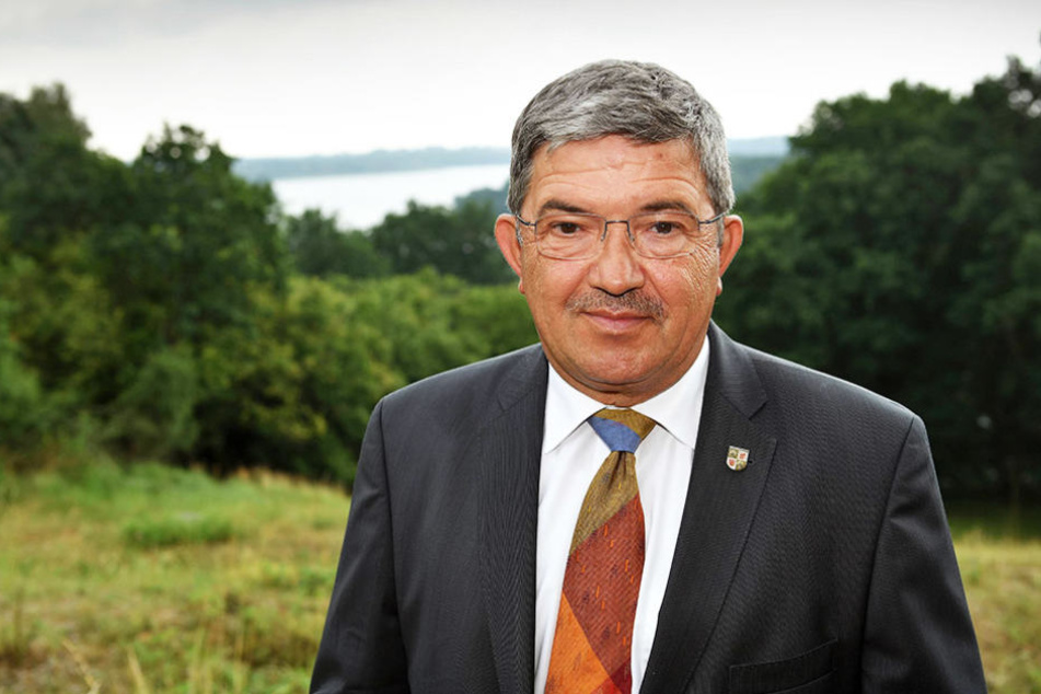 Lorenz Caffier (61) ist der Spitzenkandidat der CDU in der Landtagswahl in Mecklenburg-Vorpommern.