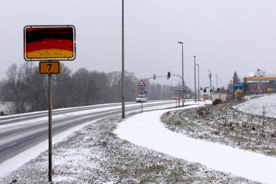 Die Polizei ermittelt wegen Sachbeschädigung.