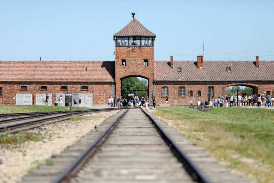 Auschwitz war ein Konzentrationslager der Nazis, an dem mehr als eine Million Menschen den Tod fanden.