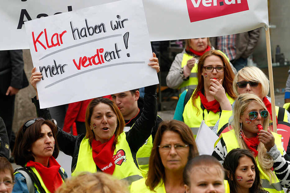 In den letzten Wochen wurde vermehrt auf Berlins Straßen für besseren Lohn gestreikt.