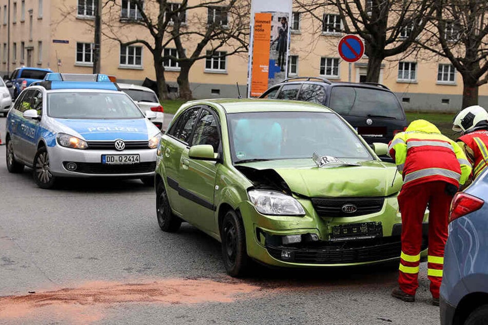 Die Polizei untersucht derzeit die näheren Umstände des Unfalls.