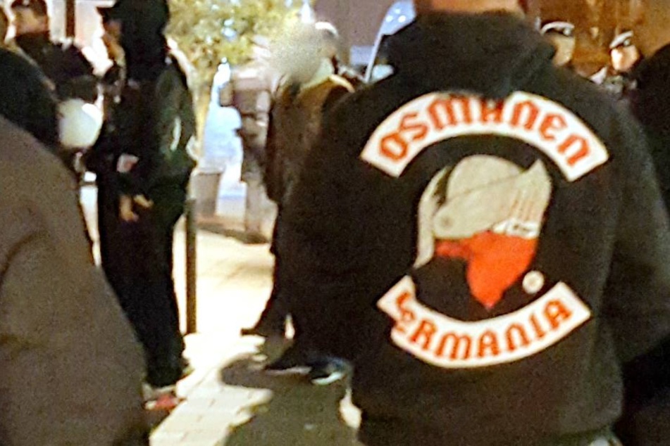 Die Rockergruppe soll türkisch-nationalistische und rechtsextreme Positionen vertreten.