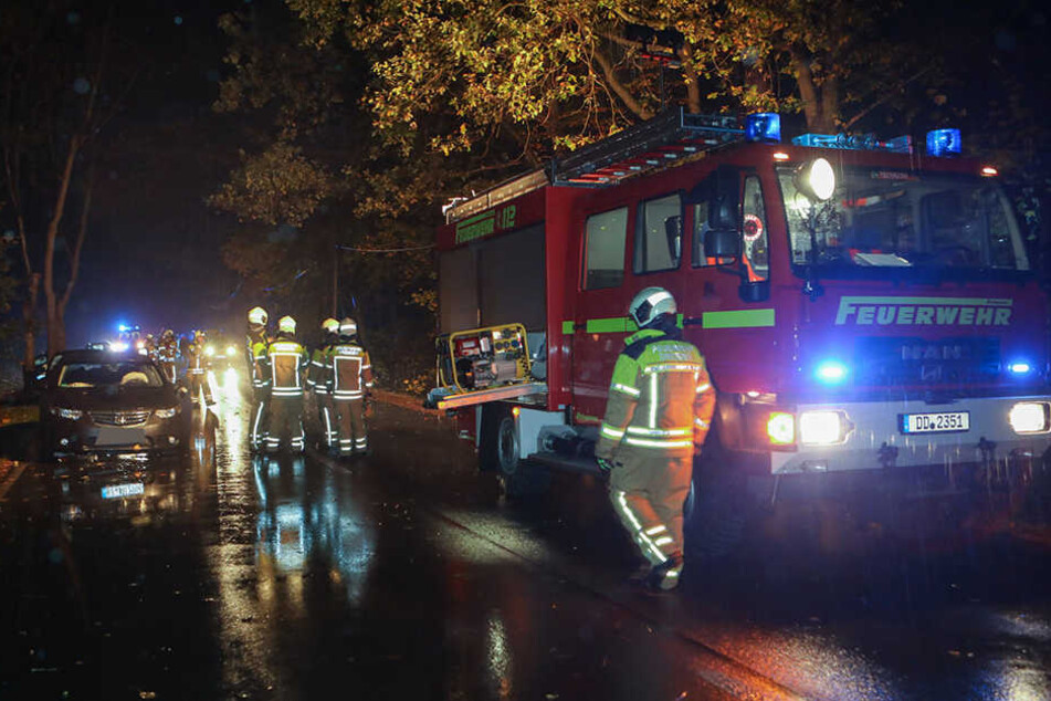 Auch die Feuerwehr war am Ort der Kollision im Einsatz.