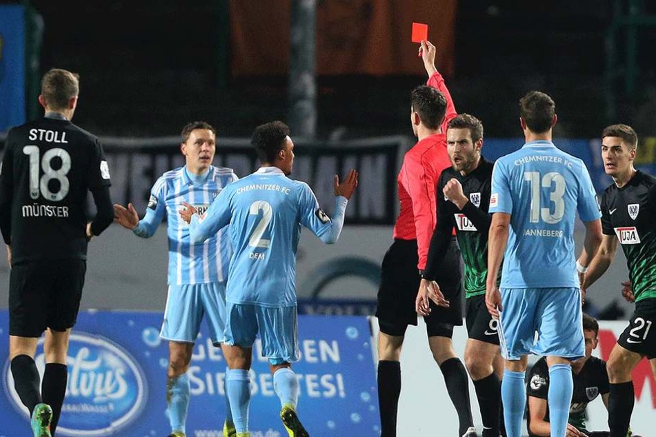Alexander Bittroff flog schon nach 16 Minuten mit "Rot" vom Platz.