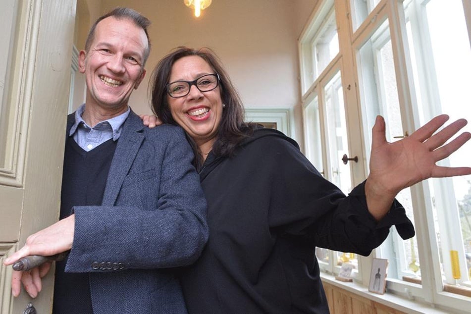 Claus (57) und Claudia Lämmle (57) öffnen das Van-de-Velde-Schloss für Gäste.