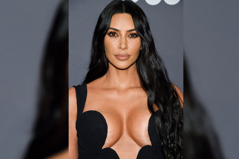 Kim Kardashian (38).