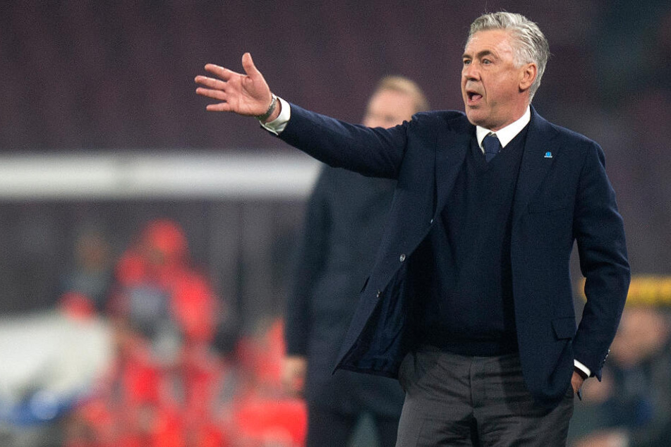 Nach nur zwölf Tagen wieder in Amt und Würden. Carlo Ancelotti unterschrieb am 22.12. sein Arbeitspapier beim FC Everton.