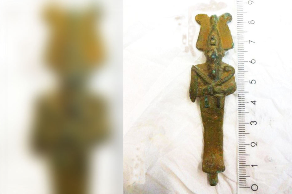 Eine altägyptische Osiris-Figur hat der Zoll aus der Post gefischt.