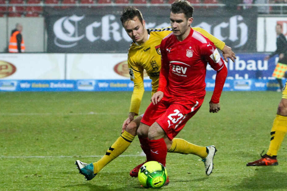 Daniel Gremsl (v.) bekam in dieser Saison wenig Einsatzzeit. Daher will er wohl zurück in seine Heimat nach Österreich.