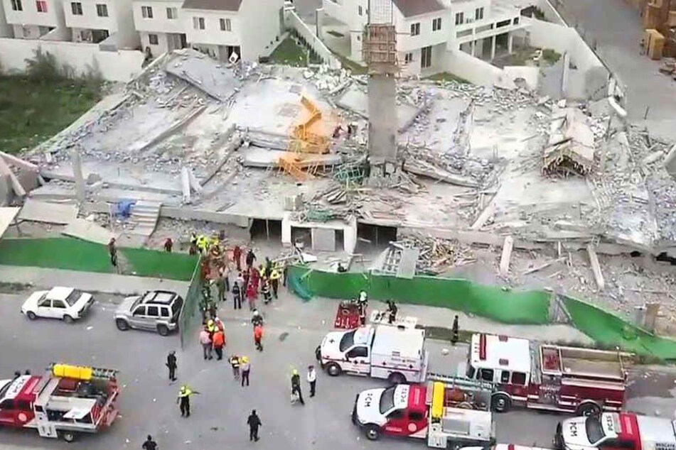 Die Baustelle im Überblick: Der Rohbau des Einkaufszentrums stürzte in sich zusammen.