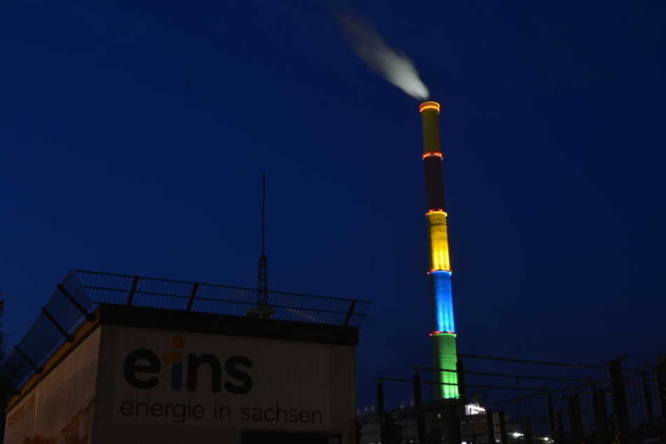Am Mittwochabend erstrahlte der Lulatsch wieder in bunten Farben.