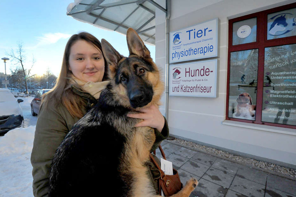 Hündin Hope ist auf die Hilfe von Frauchen Beatrice Lange angewiesen.