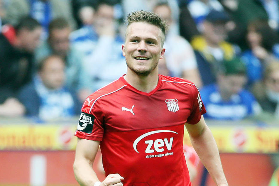Patrick Wolf jubelt über seinen Treffer in seinem letzten Spiel für den FSV Zwickau.