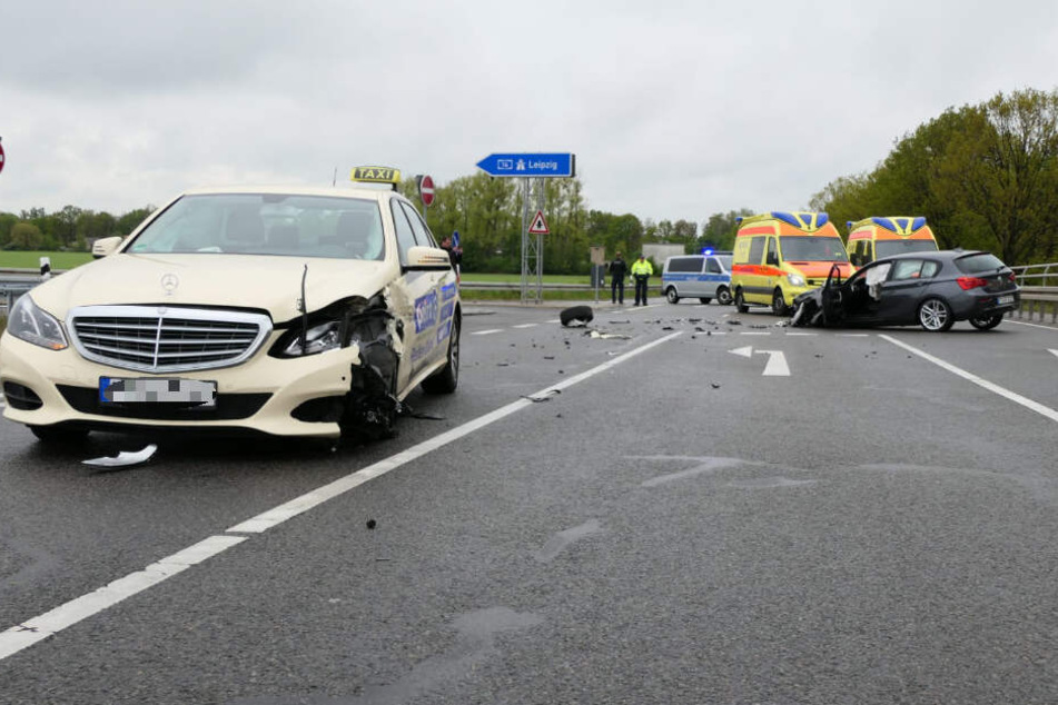 Auf der S45 bei Klinga ist es am Samstag zu einem schweren Unfall gekommen.