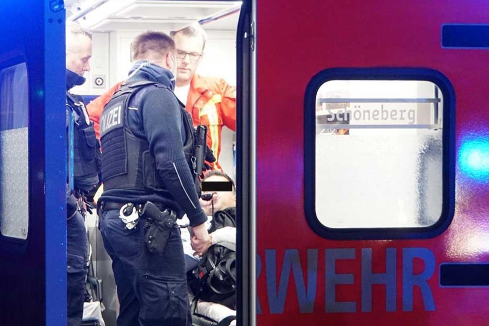 Der Unfallfahrer musste noch im Krankenwagen "blasen".