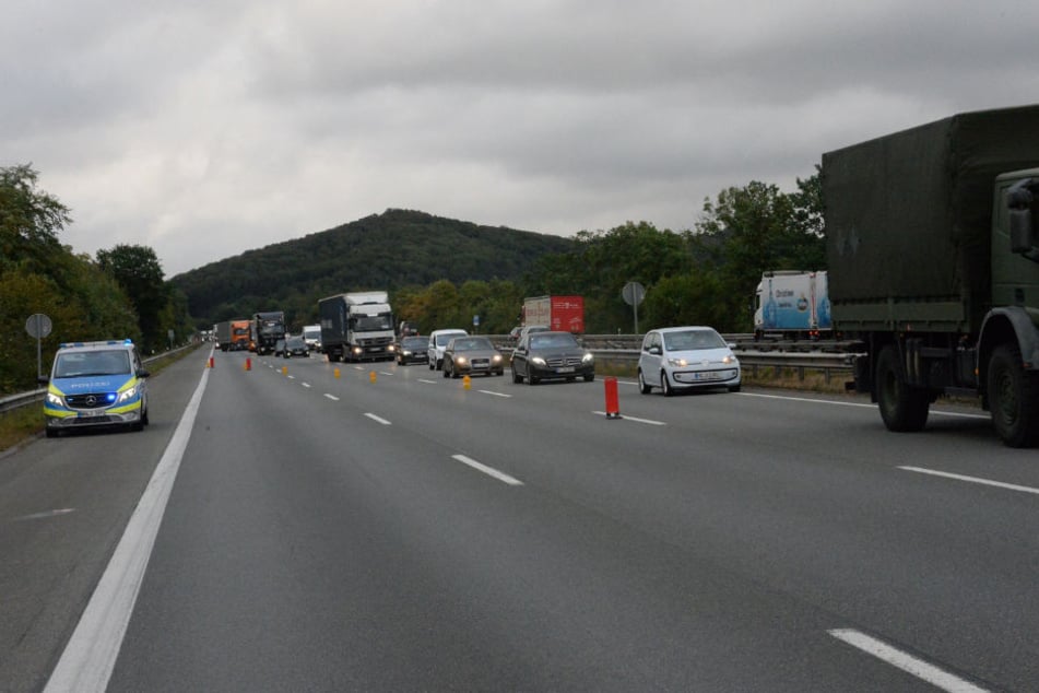 Einspurig wurde der Verkehr an der Unfallstelle vorbeigeführt.