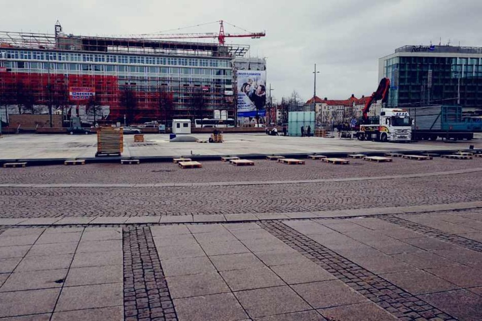 Vom 12. Januar bis 25. Februar verwandelt sich der Augustusplatz beim "Leipziger Eistraum" in eine riesengroße Eisbahn.