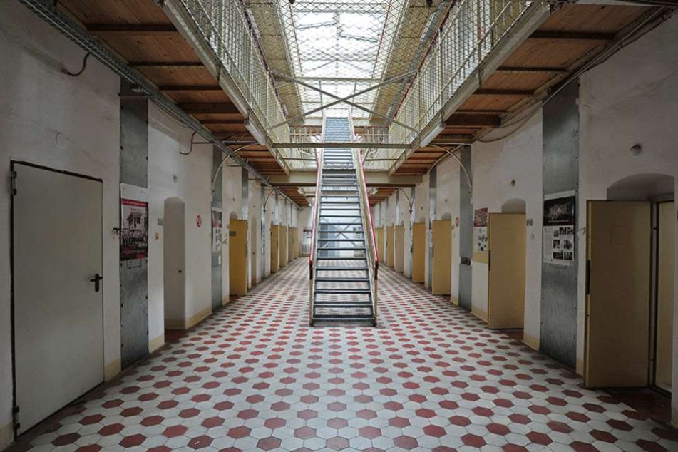 In Chemnitz tobt ein neuer Konflikt um die Geschichte des Kaßberg-Gefängnisses.