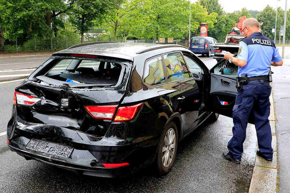 Zwei Kinder im Seat wurden bei dem Unfall verletzt.