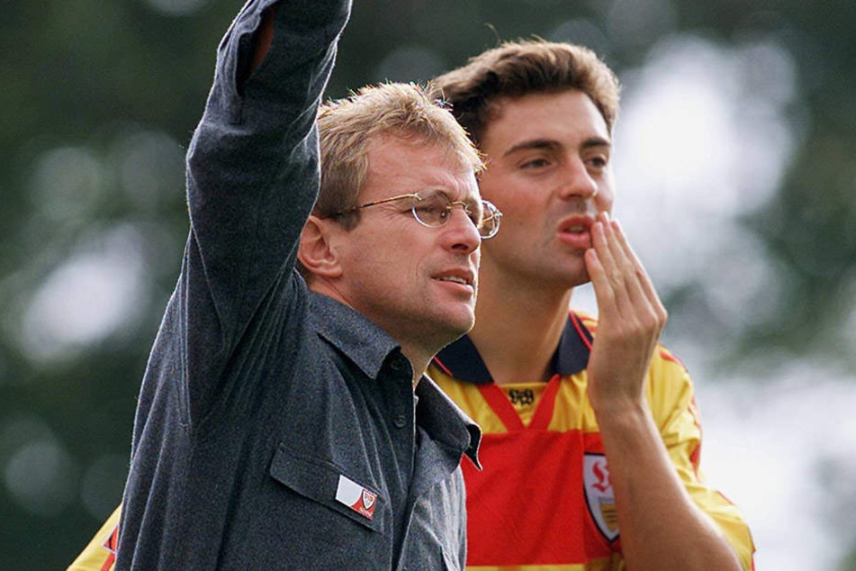 Gut 17 Jahre ist es her: Sreto Ristic (r.) an der Seite von Trainer Ralf Rangnick beim VfB.