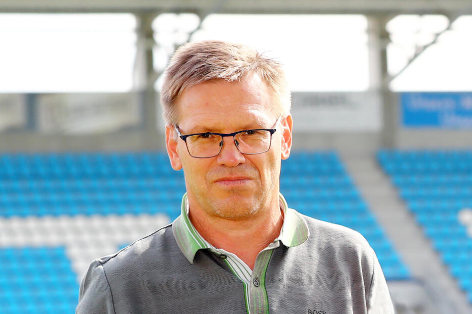 Der ehrenamtliche CFC-Geschäftsführer Uwe Hildebrand wird nun abgelöst. Er wechselt in den Aufsichtsrat.