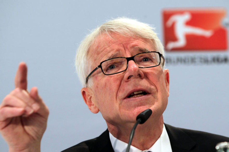 Präsident Reinhard Rauball (71) zieht mit der DFL im Streit um die Beteiligung an den Polizeieinsatzkosten in der Bundesliga vor das Bundesverwaltungsgericht Leipzig.