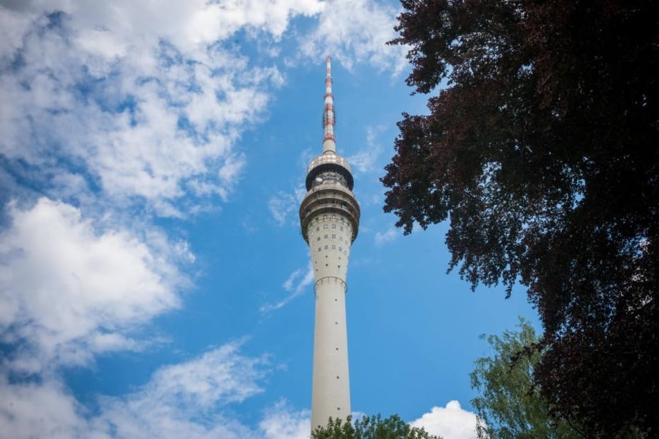 Der Dresdner Fernsehturm ist bislang verschlossen.