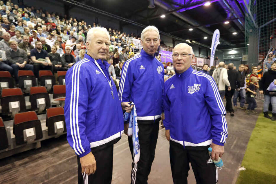 Jürgen Bähringer (Mitte) mit Frank Sorge und Dr. Jörg-Uwe Fischer bei den "Oldie Masters" 2018.
