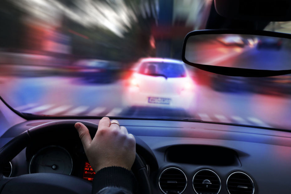Der Polizei fiel das gestohlene Kennzeichen auf. (Symbolbild)