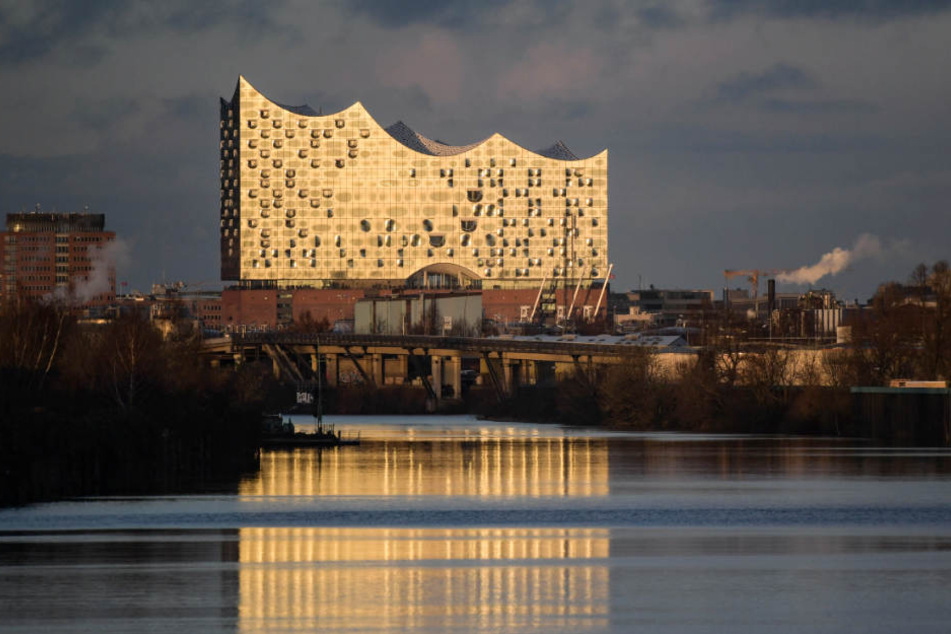 Für elf Millionen Euro kaufte ein Unbekannter eine Wohnung in der Elbphilharmonie.