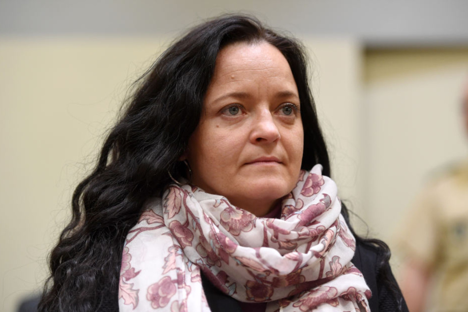 Erneut wurde der Hauptangeklagten Beate Zschäpe vorgeworfen, sich in mehreren Fällen des versuchten Mordes schuldig gemacht zu haben.