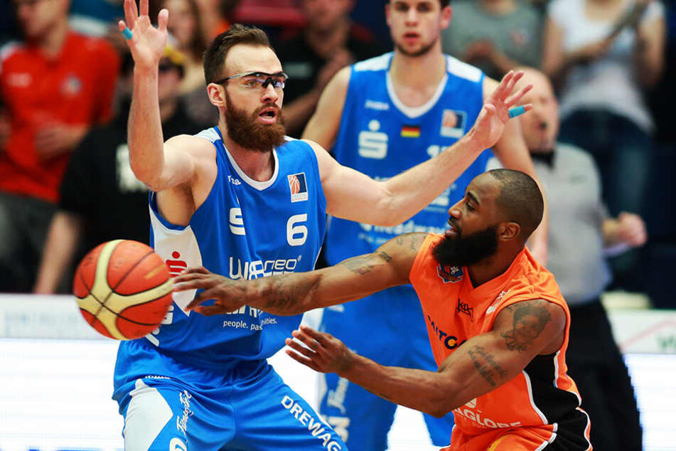 Die Dresden Titans unterlagen dem Liga-Primus Mitteldeutscher BC mit 49:83.