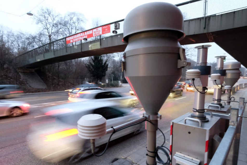 Am besonders belasteten Neckartor in Stuttgart wurde der Maximalwert gemessen. (Archivbild)