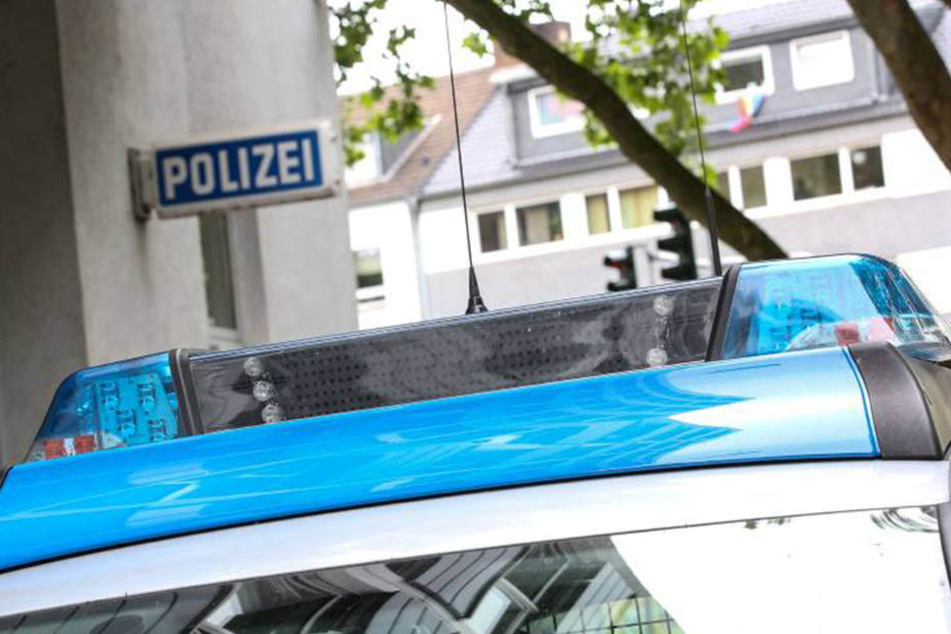 Gegen den 31-Jährigen wird jetzt wegen Körperverletzung ermittelt. (Symbolbild)
