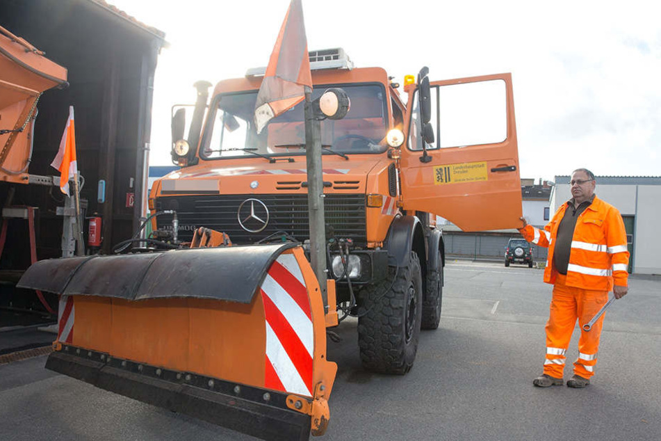 Der letzte Winter blieb außergewöhnlich zahm. Fahrzeuge des Winterdienstes
konnten meist im Depot bleiben.